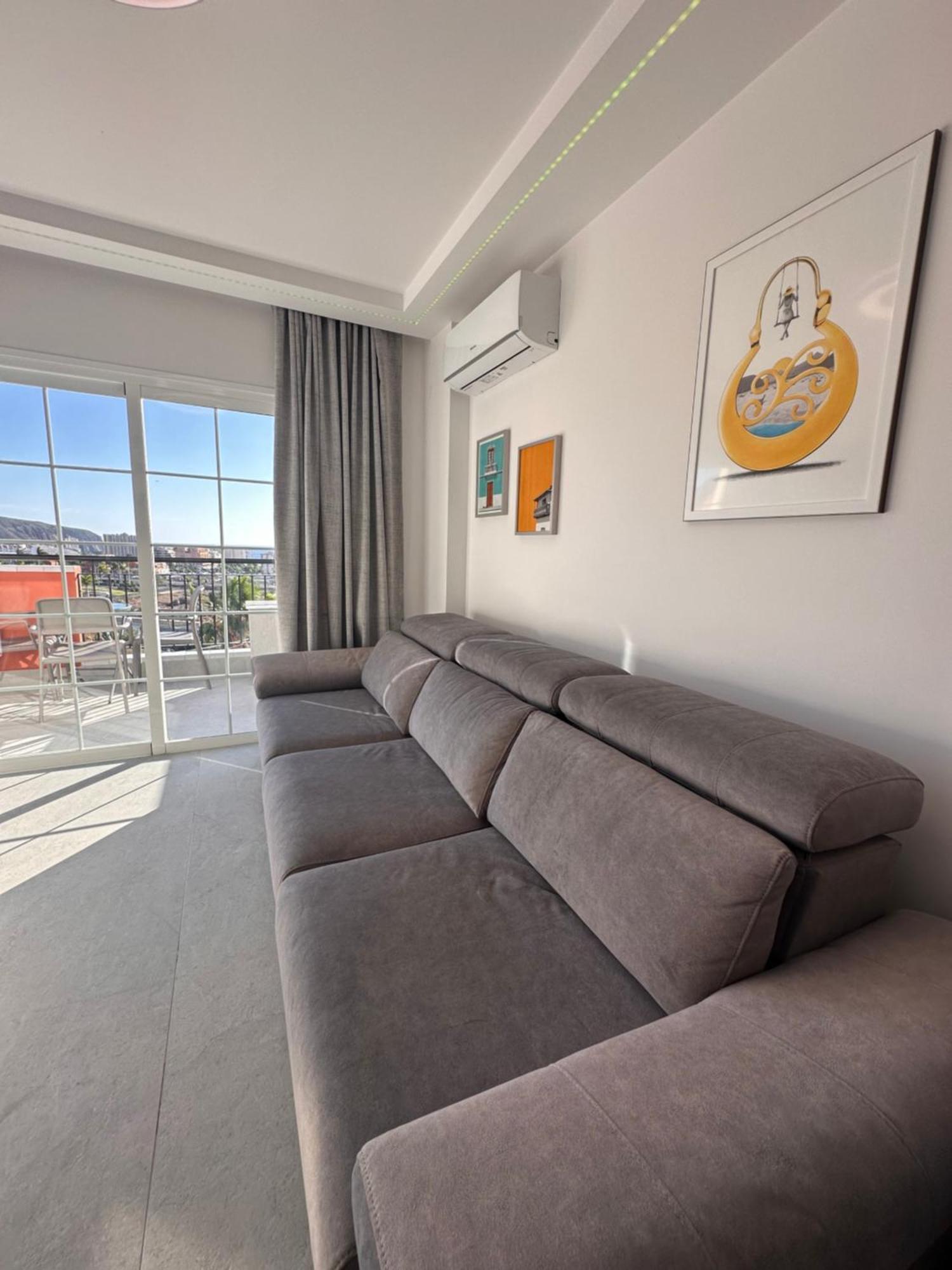 Appartamento Sunset 3 & Heated Pool Los Cristianos (Tenerife)